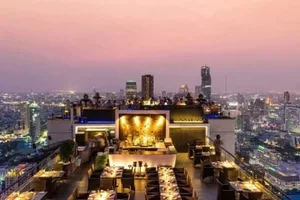 Bangkok City Glamour by MGallery w. Daily Breakfast & Club Lounge Access