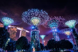 Singapore The Standard City Glamour w. Daily Breakfast & Nightly Drinks