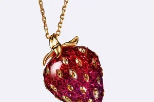The juiciest pieces to sweeten any look