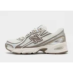 รองเท้าผู้หญิง 740